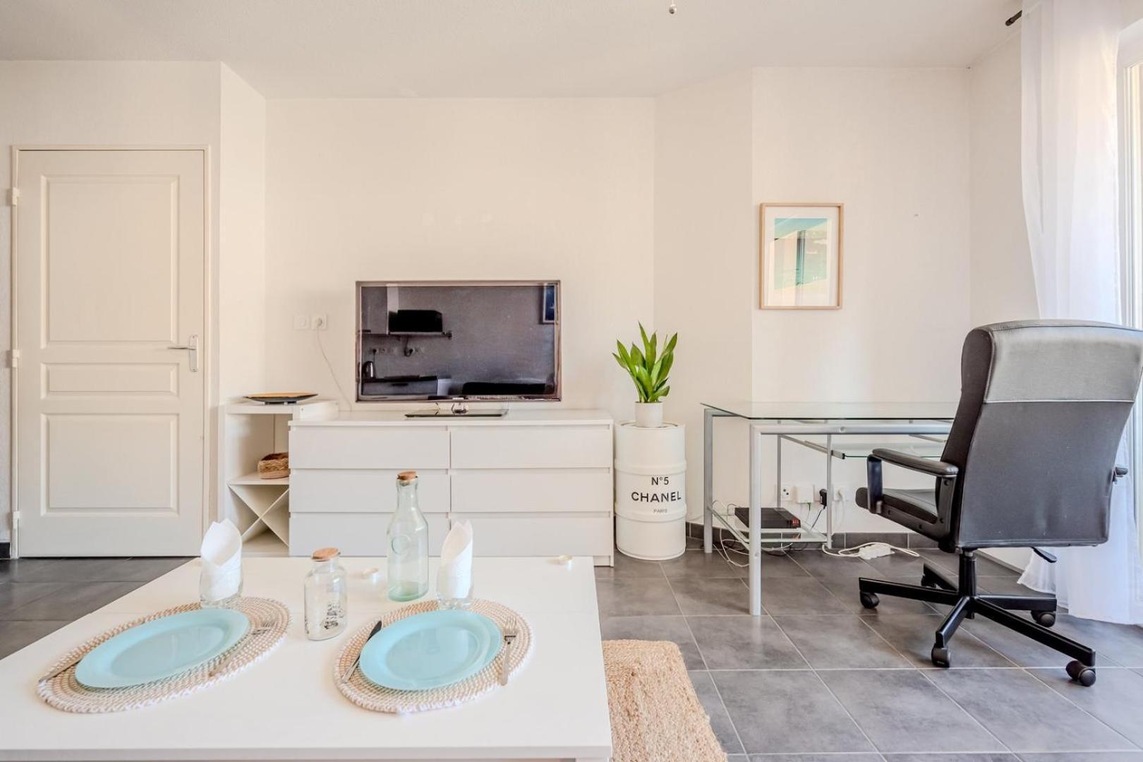 Apartamento Le Neroli T2 Dernier Etage Avec Terrasse Et Garage Tolón Exterior foto